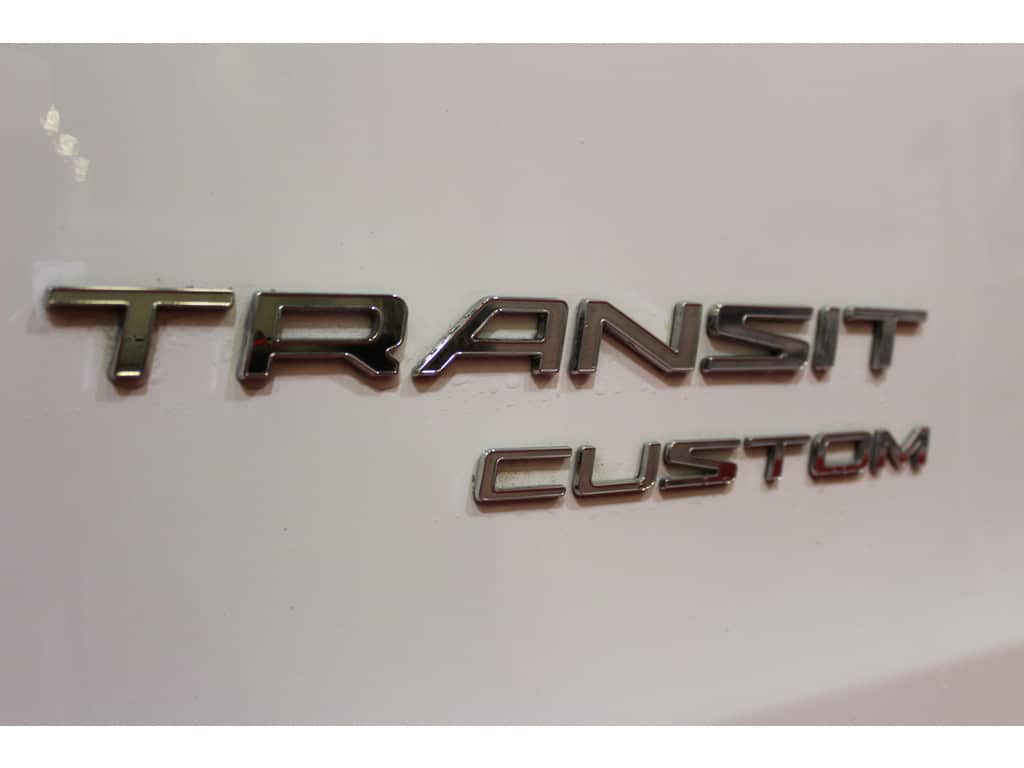 Ford Transit Custom Van 2.0 TDCI 130 hp L2H1Chauffage au sol / Sièges / Croisière / PDC / Airco / Barre de remorquage