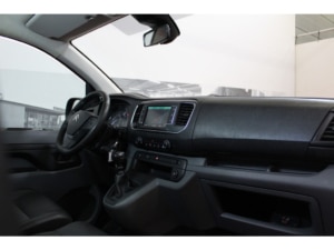 Citroën Jumpy Furgón ~ 2.0 HDI 120 CV L2 Carplay/ Navi/ Cruise/ Gancho de remolque/ PDC