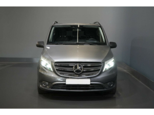 Mercedes-Benz eVito Personentransport Tourer PRO 90 kWh 360 km WLTP LED/ 2x Schiebetür/ Carplay/ (€52,567,- inkl. MwSt.)