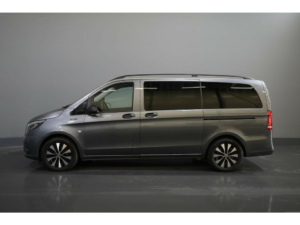 Mercedes-Benz eVito Passenger Transport Tourer PRO 90 kWh 360 km WLTP LED/ 2x Porta scorrevole/ Carplay/ (€ 52.567,- IVA inclusa)