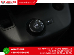 Vauxhall Combo Van 1.5D 130 к.с. авт. Інтер'єр/ CarPlay/ Підігрів сидінь/ Підігрів підставки/ LMV/ Безключовий доступ/ Камера/ PDC/ Круїз/ Фаркоп