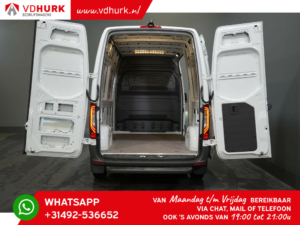 Volkswagen Crafter Van (MB Sprinter) Aut. L2H2 3t GVW/ LED/ Stand heater/ Seat heating/ Carplay/ Cruise/ Camera