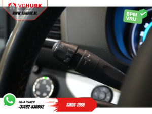 Opel Zafira-e Life Tourer Pasager 75 kWh 330km WLTP (DEMO) 42.887 € cu TVA inclus Pano/ Elek.Uși glisante/ Scaune cu masaj/ Piele/ Xenon/ Încălzire în picioare/ Head Up/ Clasa
