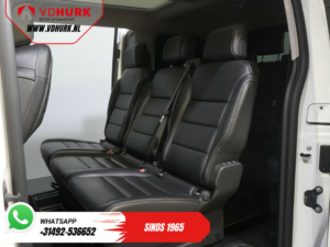 Opel Zafira-e Life Tourer Pasager 75 kWh 330km WLTP (DEMO) 42.887 € cu TVA inclus Pano/ Elek.Uși glisante/ Scaune cu masaj/ Piele/ Xenon/ Încălzire în picioare/ Head Up/ Clasa
