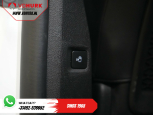 Opel Zafira-e Life Tourer Pasager 75 kWh 330km WLTP (DEMO) 42.887 € cu TVA inclus Pano/ Elek.Uși glisante/ Scaune cu masaj/ Piele/ Xenon/ Încălzire în picioare/ Head Up/ Clasa
