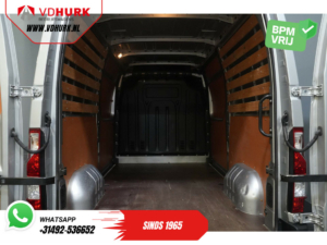 Renault Master Bestelbus (Nissan NV400) 35 2.3 dCi 136 pk L2H2 2x Schuifdeur/ Climate/ Navi/ Cruise/ Camera/ PDC/ Trekhaak