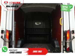 Ford Transit Bestelbus 2.0 TDCI 130 pk L3H2 DC Dubbel Cabine 7 Pers./ Riem V.V./ Adapt. Cruise/ CarPlay/ PDC/ Navi/ Camera/ Airco/ Trekhaak