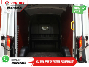 Ford Transit Bestelbus 2.0 TDCI 130 pk L3H2 DC Dubbel Cabine 7 Pers./ Riem V.V./ Adapt. Cruise/ CarPlay/ PDC/ Navi/ Camera/ Airco/ Trekhaak