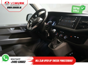 Volkswagen Transporter Van T6.1 2.0 TDI 150 hp DSG Aut. L2 DC Double Cab (DEMO) BPM FREE ! Adapt. Cruise/ 2.5t Towbar/ NAVI/ Carplay/ PDC/ LMV/ Airco