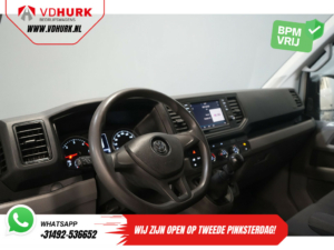 Volkswagen Crafter Van 2.0 TDI 140 hp L3H3 Fitted/ CarPlay/ Navi/ Cruise/ Airco/ PDC/ Towing hook