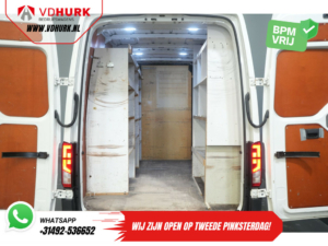 Volkswagen Crafter Van 2.0 TDI 140 hp L3H3 Fitted/ CarPlay/ Navi/ Cruise/ Airco/ PDC/ Towing hook