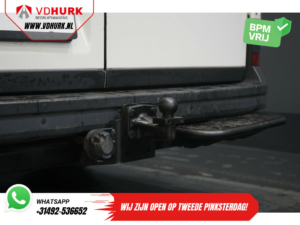 Volkswagen Crafter Van 2.0 TDI 140 hp L3H3 Fitted/ CarPlay/ Navi/ Cruise/ Airco/ PDC/ Towing hook