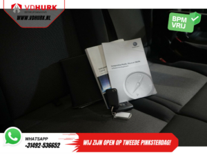 Volkswagen Crafter Van 2.0 TDI 140 hp L3H3 Fitted/ CarPlay/ Navi/ Cruise/ Airco/ PDC/ Towing hook