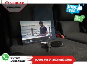 Peugeot Partner Van 1.5 HDI 130 ch Aut. L2 BPM GRATUIT ! Ready2Go 3 Pers. / CarPlay/ Caméra/ Navi/ Cruise/ PDC