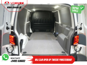 Volkswagen Transporter Bestelbus Volkswagen Transporter T6.1 2.0 TDI 150 pk DSG Aut. L2 2x Schuifdeur/ LED/ Stoelverw./ Standkachel/ Carplay/ 2.5t Trekverm.