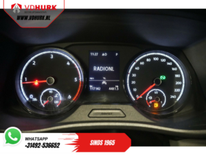 Volkswagen Transporter Фургон Volkswagen Transporter T6.1 2.0 TDI 150 к.с. DSG Aut. L2 2х зсувні двері/ LED/ Підігрів сидінь/ Підігрів підставки/ Carplay/ 2.5т Буксирувальний М.