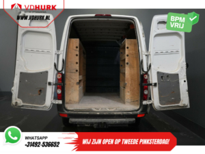 Volkswagen Crafter Van 2.0 TDI L2H2 Belt V.V / Cruise / Aer condiționat / cârlig de remorcare / MOT 12-2025