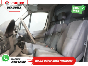 Volkswagen Crafter Van 2.0 TDI L2H2 Belt V.V / Cruise / Aer condiționat / cârlig de remorcare / MOT 12-2025
