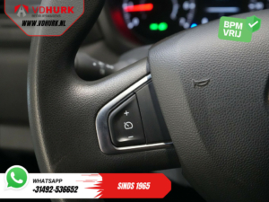 Renault Master Furgón T35 2.3 dCi 135 CV L2H2 BPM ¡GRATIS! NL coche/ 270Gr.Puertas/ 2.5t Dispositivo de remolque/ Carplay/ Navi/ PDC/ Airco