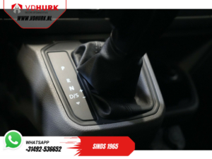 Volkswagen Transporter Van T6.1 2.0 TDI 150 к.с. DSG Aut. L2 2х зсувні двері/ LED/ Підігрів підставки/ Carplay/ Сидіння з електроприводом/ 2.5т Буксирне обладнання.