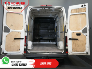 MAN TGE Van 3,140 140hp 2.0 TDI DSG Aut. L3H3 EXPORT ONLY 270Gr.Türen/ Gev.Sitze/ Navi/ Carplay/ Kamera/ Cruise/ Anhängerkupplung/ Airco