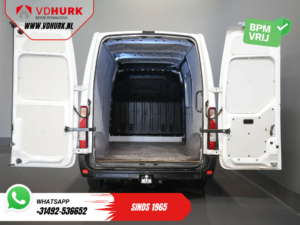 Renault Master Van 2.3 dCi 135 к.с. L2H2 TURBO DEFECT Seatverw./ PDC/ Camera/ 2.5t Trekverm./ Roof racks