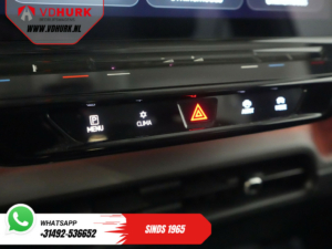 Volkswagen ID. Buzz Пасажирський фургон 79 кВт/год 360 км WLTP 2х розсувні двері/ Швидка зарядка/ Підігрів сидінь/ Безключовий доступ/ Carplay/ Камера 360/ PDC/ Клімат/ Буксирувальний гак