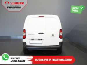 Peugeot Partner Bestelbus 1.5 HDI 100 pk BPM VRIJ! NL Auto/ 3 Pers./ Carplay/ Camera/ PDC/ Betimmerd/ Cruise/ Airco