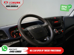 Iveco Daily Open cargo box 35C14D 2.3 140 hp Aut. ZF DC Double Cab 6 Pers./ Tipper/ Pick Up/ Open cargo box/ 3.5t Towing capacity/ Double air/ Gev.Seats/ Clim