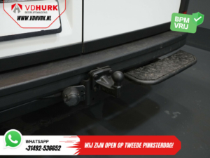 Volkswagen Crafter Bestelbus 35 2.0 TDI 180 pk L4H3 BPM VRIJ! RWD Tacho/ 270gr deuren/ 3.5T trekverm./ Navi/ Carplay/ Climate/ Camera/ Cruise/ Trekhaak