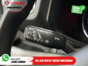 Volkswagen Crafter Bestelbus 35 2.0 TDI 180 pk L4H3 BPM VRIJ! RWD Tacho/ 270gr deuren/ 3.5T trekverm./ Navi/ Carplay/ Climate/ Camera/ Cruise/ Trekhaak