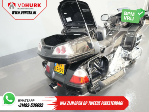 Honda Tour GL 1800 Gold Wing MARGE/ Pannières/ Croisière/ Top box/ Navi/ Radio