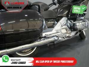 Honda Tour GL 1800 Gold Wing MARGE/ Pannières/ Croisière/ Top box/ Navi/ Radio