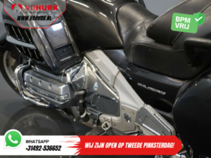 Honda Tour GL 1800 Gold Wing MARGE/ Pannières/ Croisière/ Top box/ Navi/ Radio