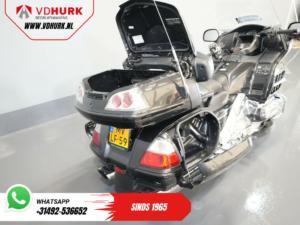 Honda Tour GL 1800 Gold Wing МАРШРУТ / Підніжки / Круїз / Топ-бокс / Навігатор / Радіо