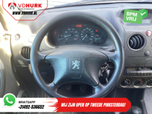 Peugeot Partner Van 1.4 75 cv BENZINE/ Ceinture V.V/ NL car/ Crochet d'attelage/ Radio