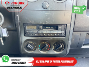 Peugeot Partner Van 1.4 75 cv BENZINE/ Ceinture V.V/ NL car/ Crochet d'attelage/ Radio