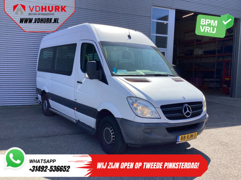 Mercedes-Benz Sprinter Transport de fauteuils roulants 313 2.2 CDI L2H2 € 10,217.00 TVA incluse BPM FREE ! Combi/ 9 personnes/ Kombi/ 9P/ Air conditionné/ Ascenseur pour fauteuil roulant