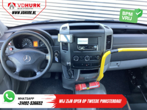 Mercedes-Benz Sprinter Fourgon 313 2.2 CDI Aut. L2H2 € 10,701.24 TVA incluse BPM FREE ! Combi/ 9 personnes/ Kombi/ 9P/ Climatisation/ Ascenseur pour fauteuil roulant