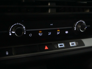 Citroën Jumpy Van 2.0 HDI 180 к.с. Aut. L3 DC Double Cab BPM БЕЗКОШТОВНО! 6 чол./ 2х розсувні двері/ Carplay/ Navi/ Камера/ Круїз/ Airco