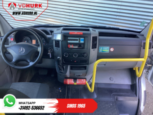 Mercedes-Benz Sprinter Пасажирський транспорт 313 2.2 CDI Авт. L2H2 € 9 922 Вкл. ПДВ BPM БЕЗКОШТОВНО! ТІЛЬКИ ДЛЯ ЕКСПОРТУ Комбі/ 9 осіб/ Комбі/ 9P/ Кондиціонер/ Підйомник для інвалідних візків