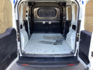 Fiat Dobló Cargo Bestelbus 1.3 MJ BPM VRIJ! 7x Voorraad NL Auto/ Airco/ Bluetooth/ Betimmering