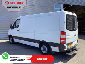 Mercedes-Benz Sprinter Van 313 2.2 CDI Aut. L2 EXPORT ONLY NL Car/ MOT 05-2026/ 2.8t Towing device/ Camera/ Cruise/ Towing hook/ Air conditioning