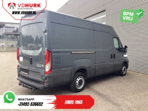 Iveco Daily Bestelbus 35S18V 3.0 180 pk ZF Aut. L2H2 352 EXPORT ONLY 3.5t Trekverm./ Gev.stoel/ Climate/ Camera/ Cruise/ Trekhaak