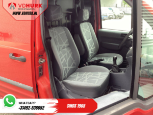 Ford Transit Connect Van 1.8 TDCi 90 ch EXPORT ONLY MARGE Conduit bien/ Attelage/ Radio