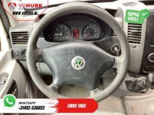 Volkswagen Crafter Van 35 2.5 TDI EXPORT ONLY Ремінь безпеки / ТО 5-2026 / Багажник на даху / Гев.стілець / 2.8T буксирувальний пристрій / Навігатор / Буксирувальний гак / Кондиціонер