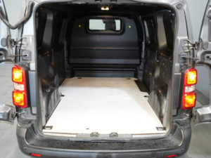 Citroën Jumpy Van 1.5 HDI 100 к.с. L2 BPM БЕЗКОШТОВНО! NL Авто/ Навігація/ Carplay/ Камера/ PDC/ LMV/ Круїз/ Airco