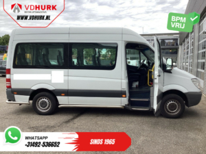 Mercedes-Benz Sprinter Transporte de Pasajeros Mercedes-Benz Sprinter 313 2.2 CDI L2H2 €10,164 Incl. IVA ¡BPM FREE! SÓLO EXPORTACIÓN Combi/ 9 Pasajeros/ Kombi/ 9P/ Airco/ Silla de ruedas elevable