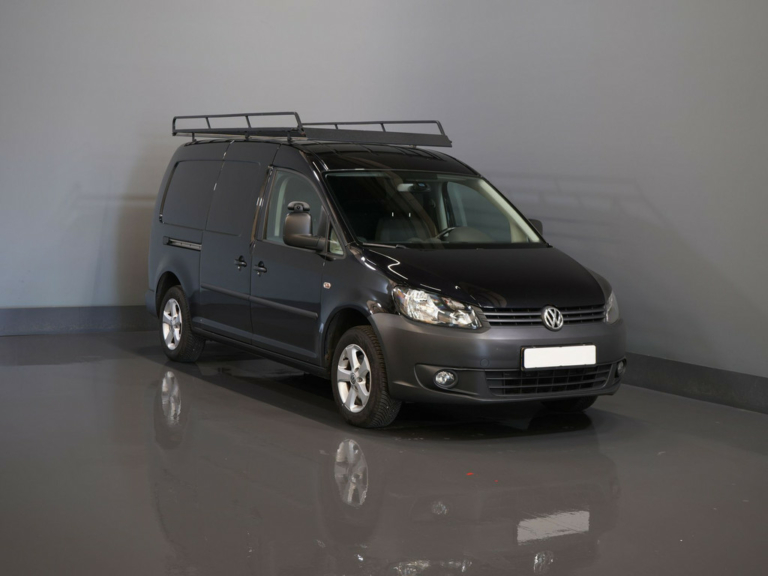Volkswagen Caddy Bestelbus 1.6 TDI 100 pk Maxi BPM VRIJ! NL Auto/ Cruise/ Imperiaal/ Camera/ PDC/ Airco/ Trekhaak