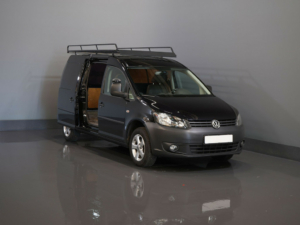 Volkswagen Caddy Bestelbus 1.6 TDI 100 pk Maxi BPM VRIJ! NL Auto/ Cruise/ Imperiaal/ Camera/ PDC/ Airco/ Trekhaak